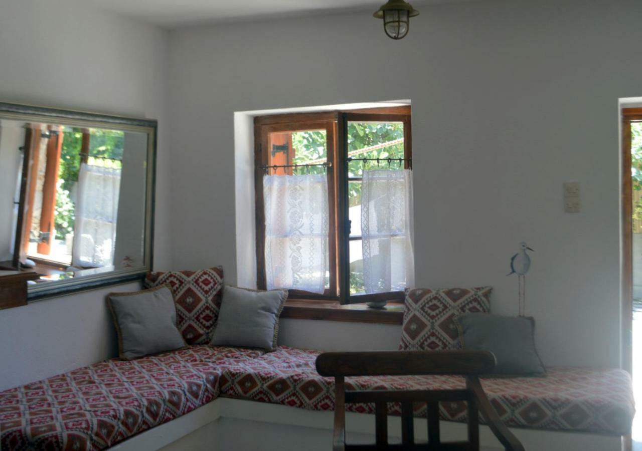 Santa Cruz Country Cottage Kallithea  Eksteriør billede