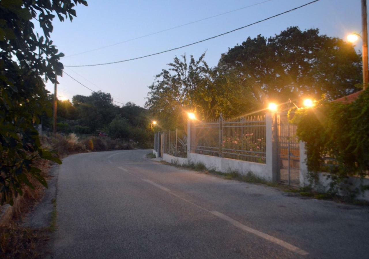 Santa Cruz Country Cottage Kallithea  Eksteriør billede